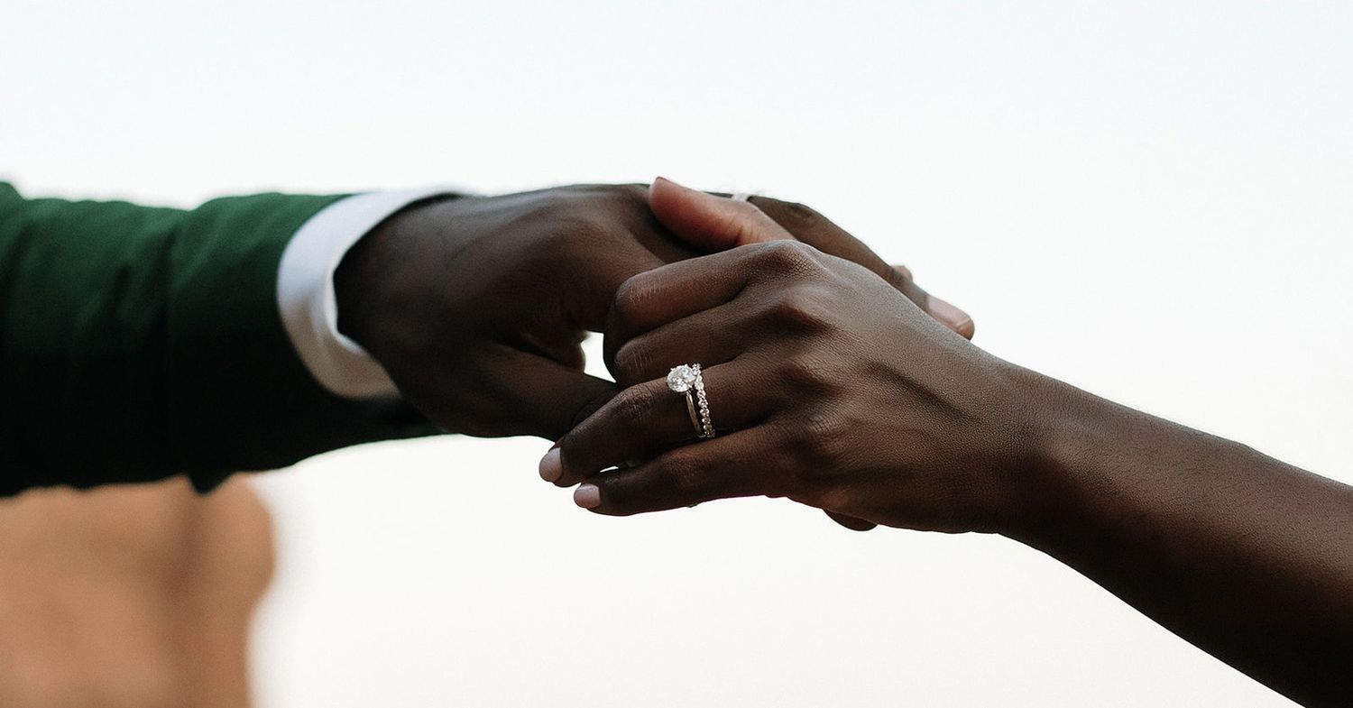 The way in which to Choose the Correct Diamond Kind for Your Hand Measurement